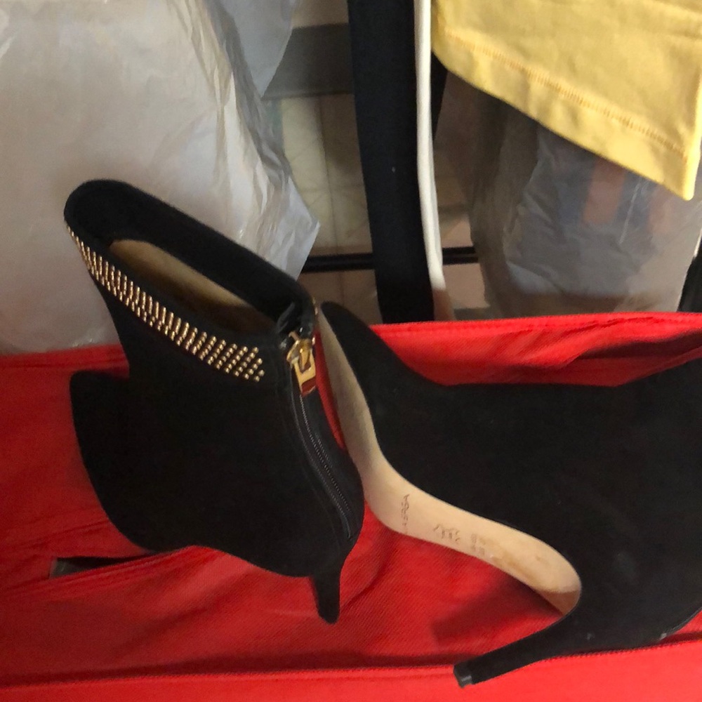 Booties - Picture 3 of 6